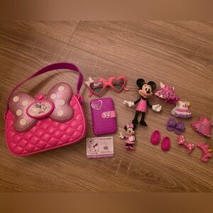Disney Junior Minnie Mouse Fashion Doll And Handbag